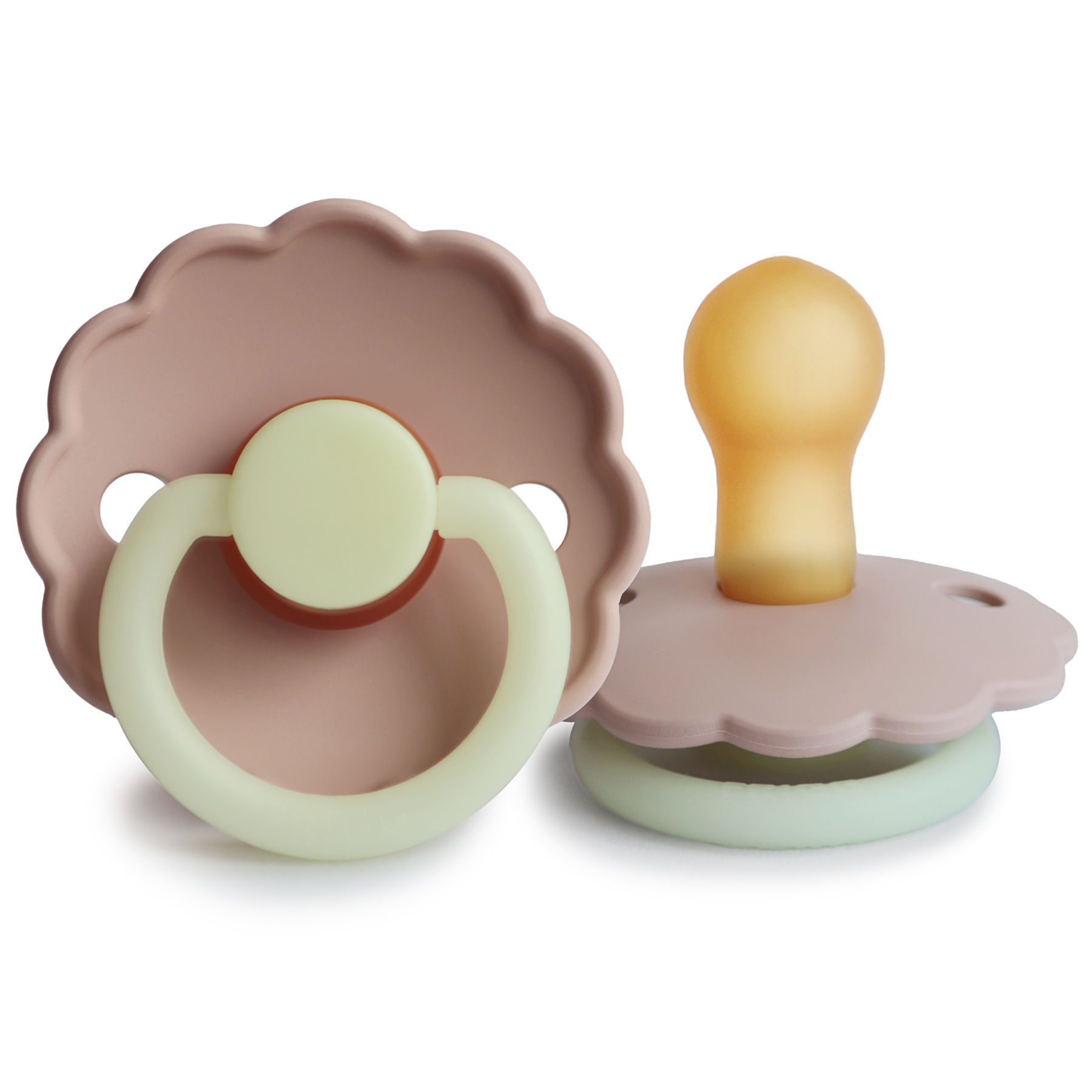 Caoutchouc naturel tétine bébé nouveau-né concept store kids le béguin de Charlie Tours 37 enfants Bretonneau pôle santé Léonard de Vinci cadeau baby kid concept Maman accessoires naissance indre et Loire magasin de Puériculture FRIGG besoin de succion sommeil dodo paisible cute attaches tetine bibs baby Shower enfants chambre bébé cododo couffin