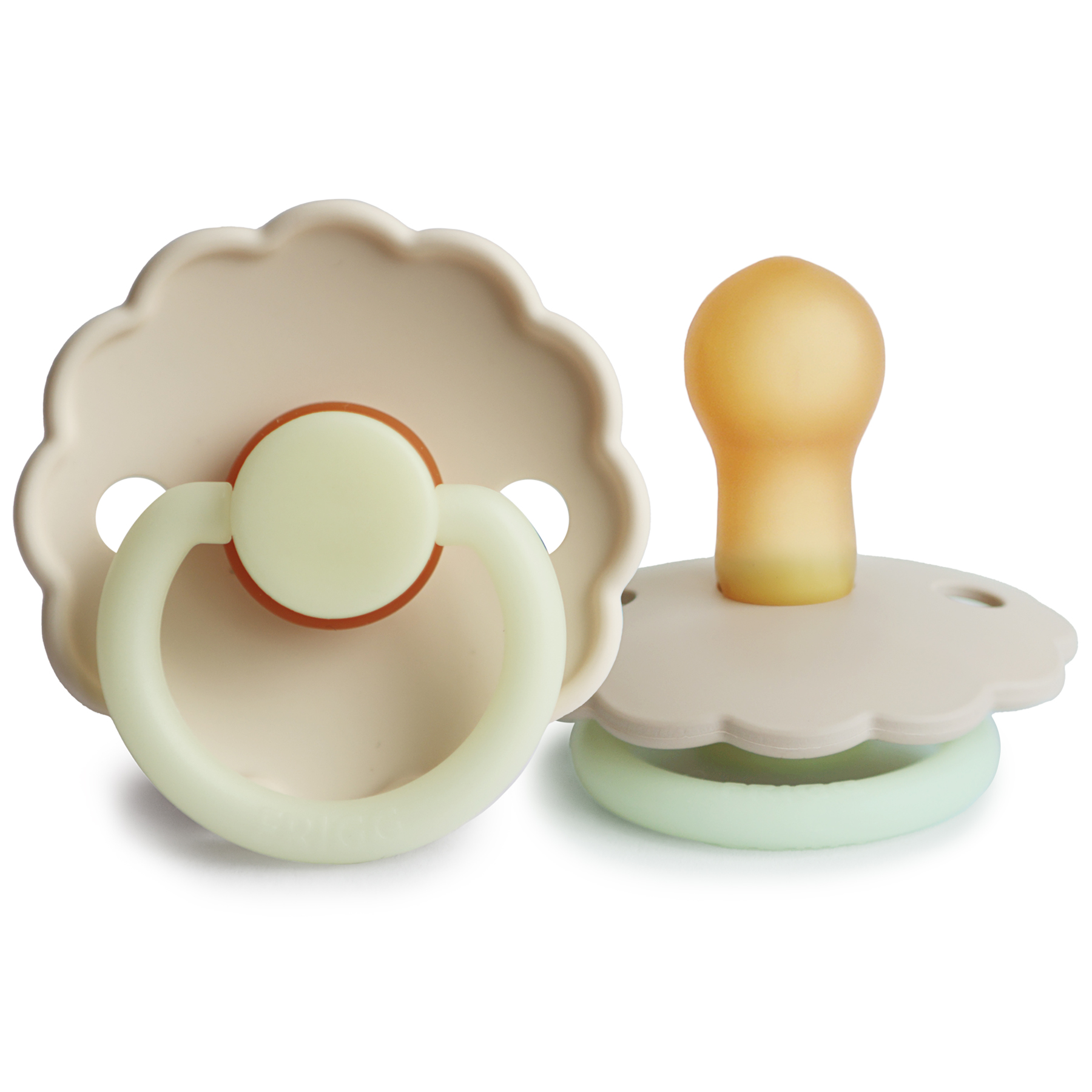 Caoutchouc naturel tétine bébé nouveau-né concept store kids le béguin de Charlie Tours 37 enfants Bretonneau pôle santé Léonard de Vinci cadeau baby kid concept Maman accessoires naissance indre et Loire magasin de Puériculture FRIGG besoin de succion sommeil dodo paisible cute attaches tetine bibs baby Shower enfants chambre bébé cododo couffin