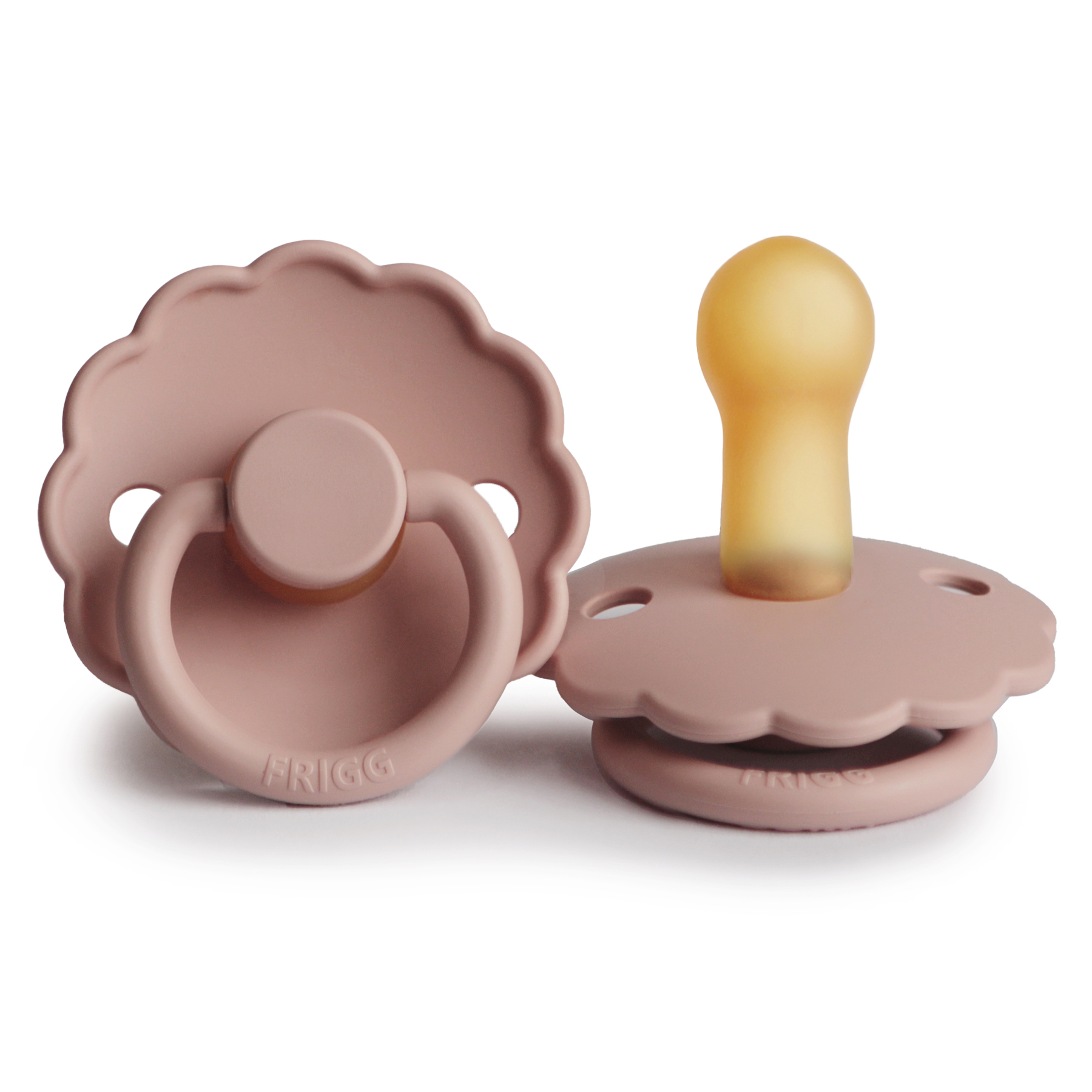 Caoutchouc naturel tétine bébé nouveau-né concept store kids le béguin de Charlie Tours 37 enfants Bretonneau pôle santé Léonard de Vinci cadeau baby kid concept Maman accessoires naissance indre et Loire magasin de Puériculture FRIGG besoin de succion sommeil dodo paisible cute attaches tetine bibs baby Shower enfants chambre bébé cododo couffin
