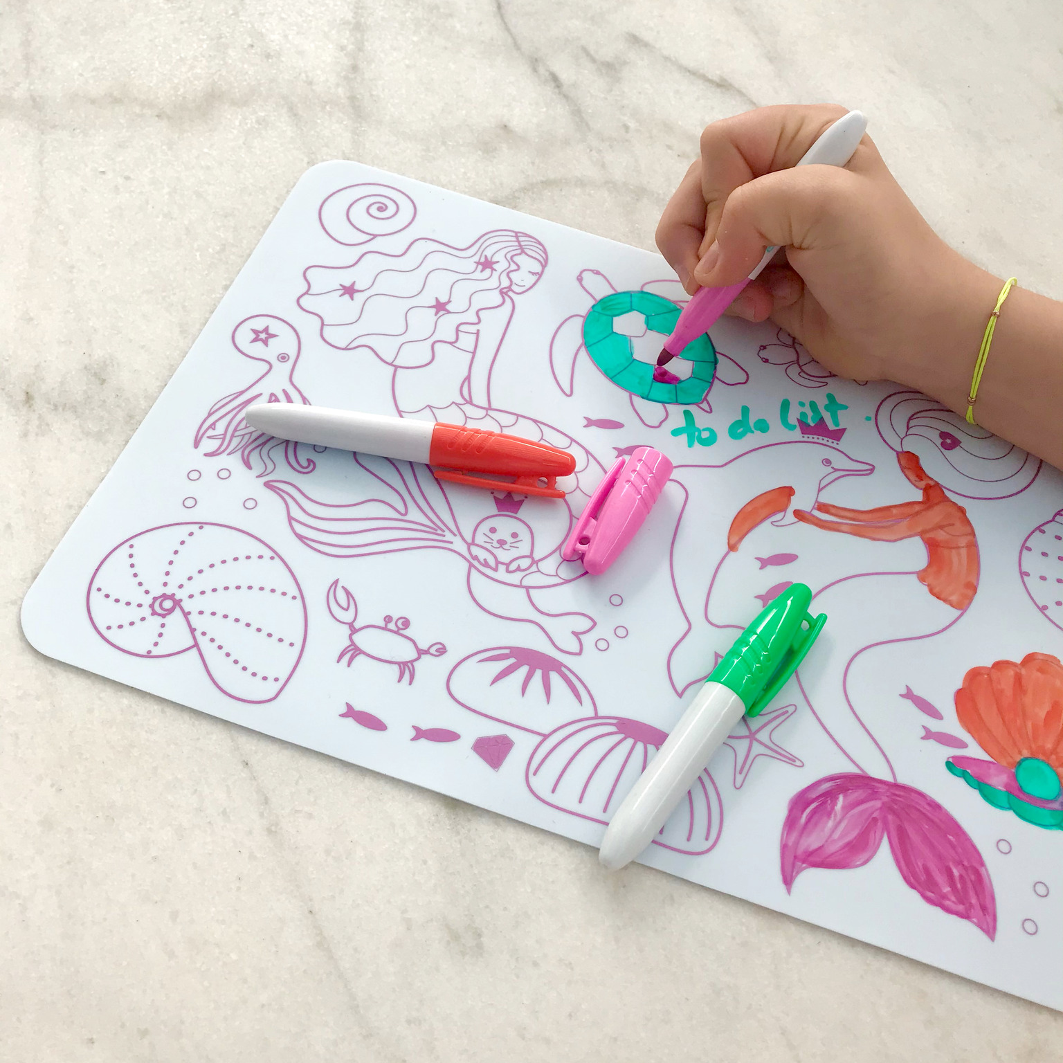 Super petit mini set Dino poney sirène silicone coloriage magique feutres lavable eau calme amusement accessoires jeux le béguin de Charlie enfants parents concepts store tours cadeaux anniversaire