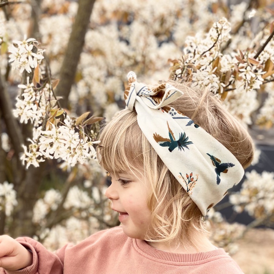 Petit foulard Manika Cerisier / fleur de vanille – Image 3