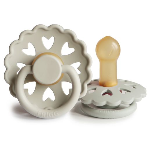 Frigg fairtyle rose Daisy Classic Caoutchouc naturel tétine bébé nouveau-né concept store kids le béguin de Charlie Tours 37 enfants Bretonneau pôle santé Léonard de Vinci cadeau baby kid concept Maman accessoires naissance indre et Loire magasin de Puériculture FRIGG besoin de succion sommeil dodo paisible attaches tetine bibs baby Shower enfants chambre bébé cododo couffin