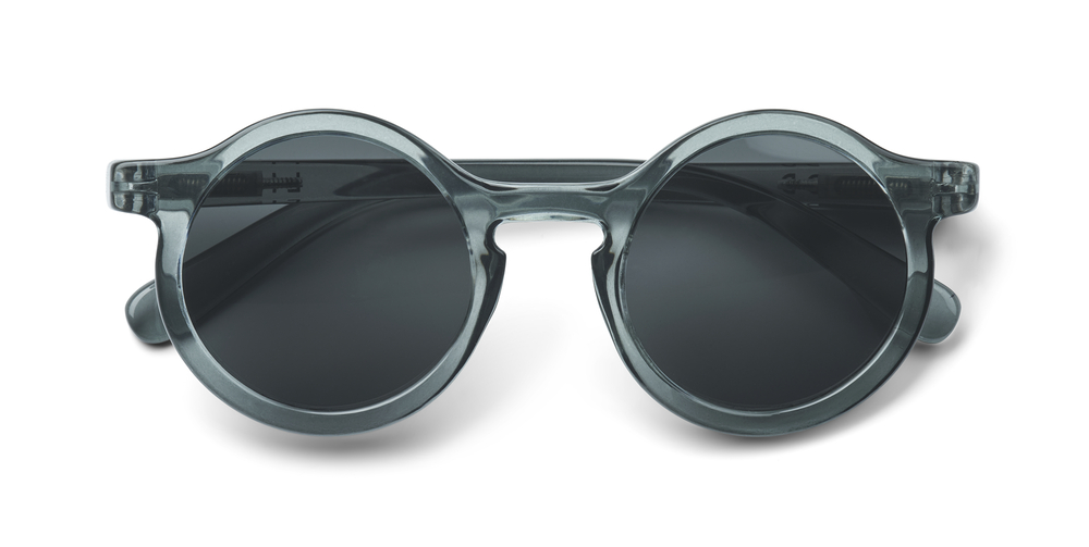 Lunettes de soleil darla Liewood plage ete summer bebe enfant concept store tours matte brillante transparente piscine