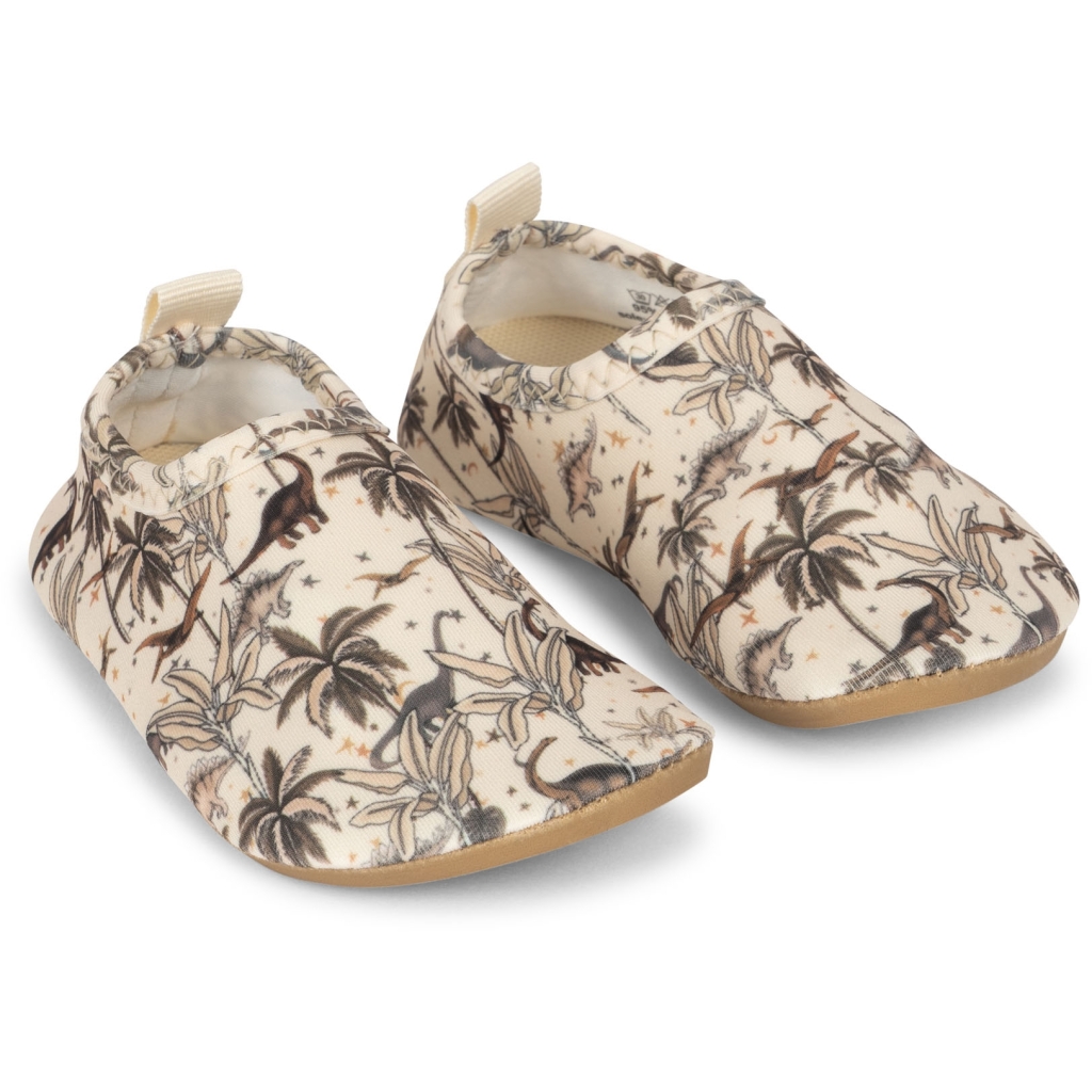 chaussons de nage eau vacances séjour valise été nager se baigner baignade piscine mer rivière rocher marcher glissade konges concept store enfant bebe Tours Indre et Loire le béguin de Charlie