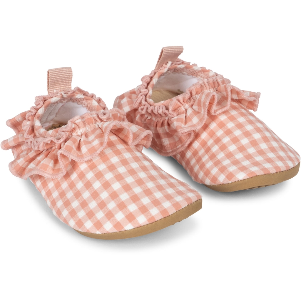 chaussons de nage eau vacances séjour valise été nager se baigner baignade piscine mer rivière rocher marcher glissade konges concept store enfant bebe Tours Indre et Loire le béguin de Charlie vichy rose