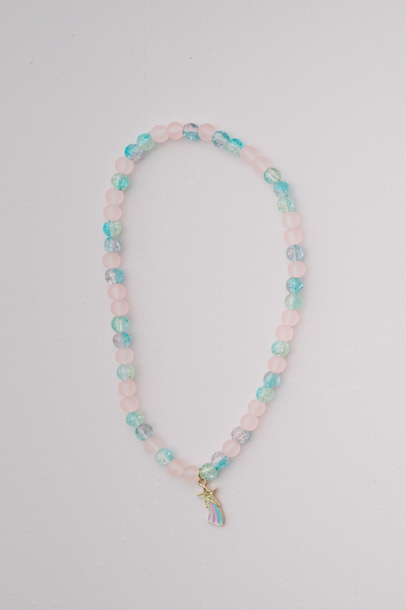 Great pretenders bijoux collier boucles d’oreilles bracelets serre tête barrettes accessoires filles enfants cadeau tenue style mode le beguin de charlie concept store tours