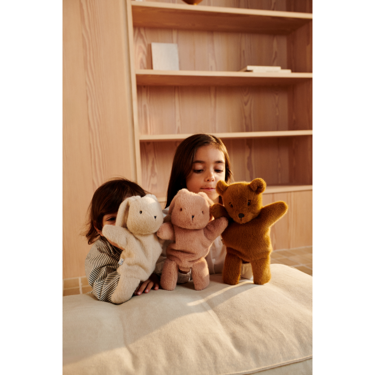 marionnette à mains Lapin Ours Liewood pour amuser les bébés