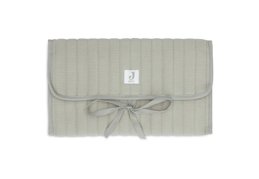 tapis à langer nomade couleur olive green pour bébés et parents - idées de cadeau de naissance - marque Jollein - disponible en ligne et en boutique chez Le béguin de Charlie à Tours