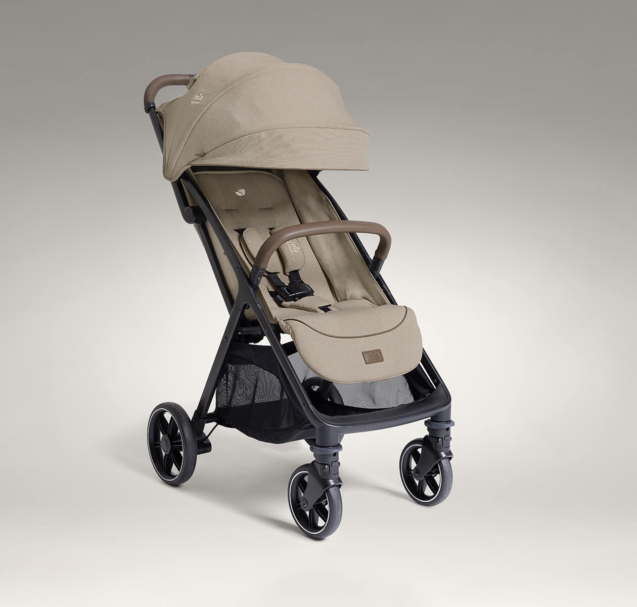 poussette joie signature Parcel LX sandstone - poussette pour bébés et enfants de la marque Joie - disponible en ligne et en boutique chez Le béguin de Charlie à Tours