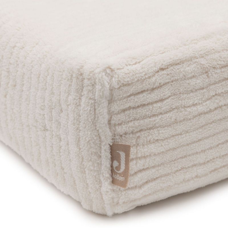 housse de matelas à langer couleur oatmeal - velours côtelé pour bébé - cadeau de naissance de la marque Jollein - disponible en ligne et en boutique chez Le béguin de Charlie à Tours