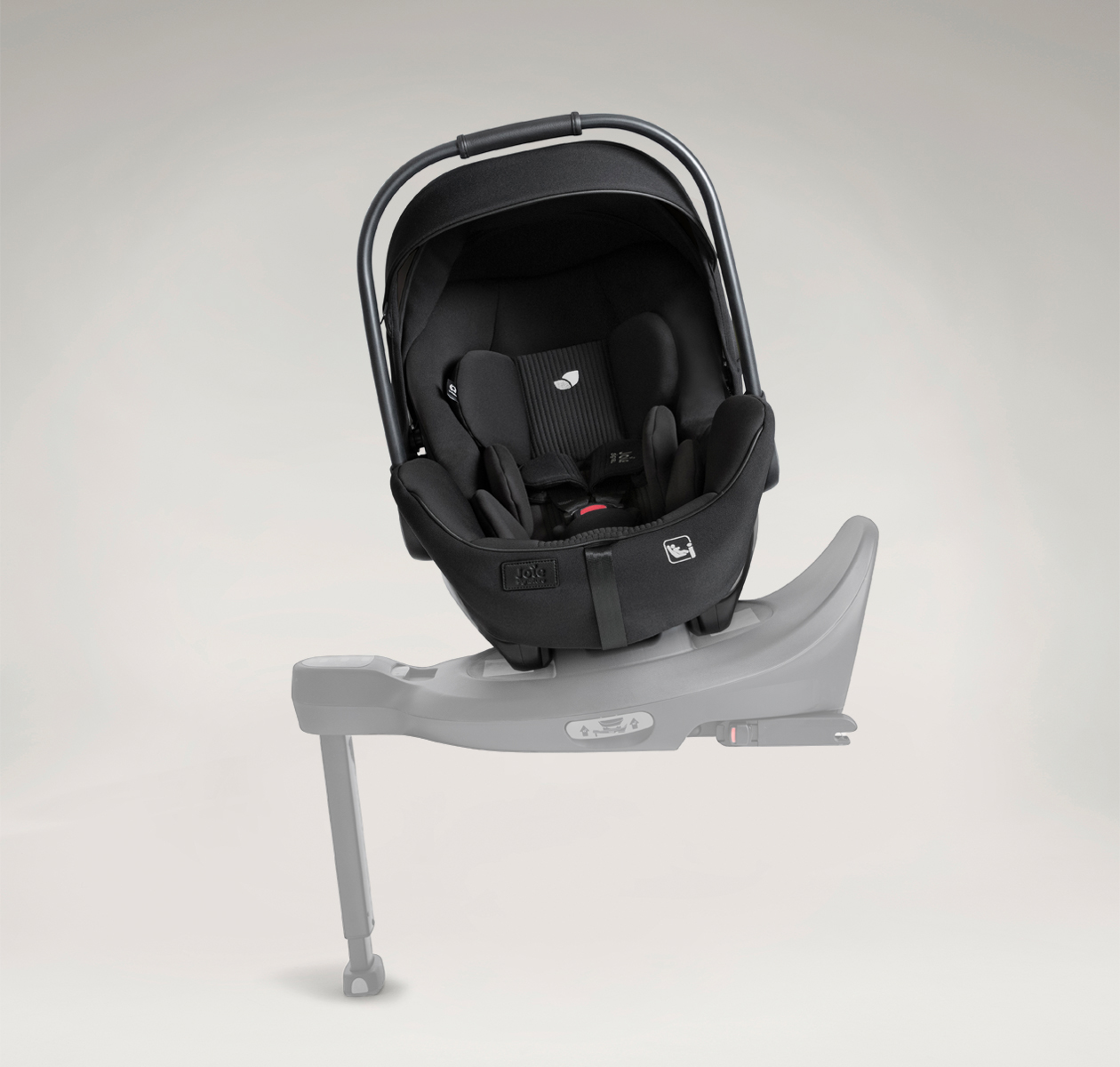 siege auto - cosy avec base isofix pour bébé model I level pro de la marque Joie couleur éclipse - disponible en ligne et en boutique chez Le béguin de Charlie à Tours