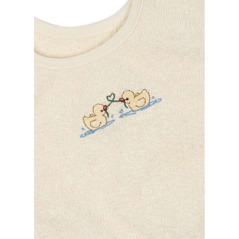 bavoirs bébé éponge fanga vendus par 2 - repas diversification alimentaire - idée cadeau de naissance - de la marque Konges Slojd - disponible en ligne et en boutique à Tours